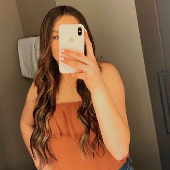 Meet your Posher, Taylor - Picture 2 of 2